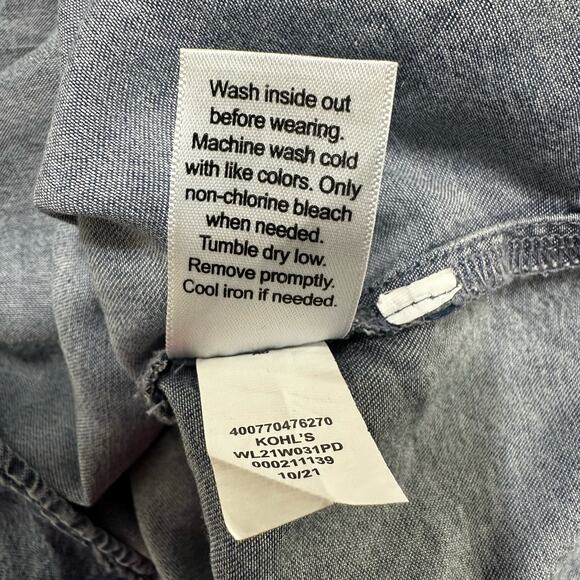 LC Lauren Conrad Blue Chambray Top 2X‎ Long Sleeves Boho Lace Pleated Peasant - Picture 8 of 8